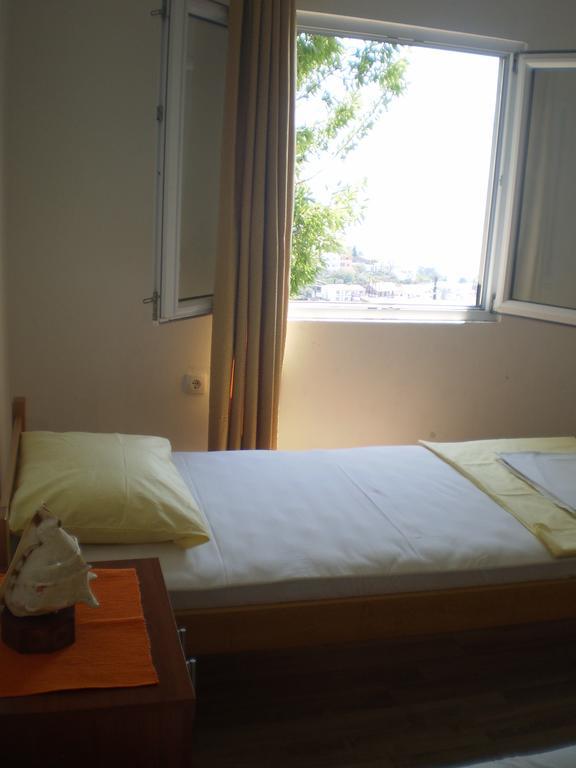 Apartment Vuk I Novak Ulcinj Camera foto