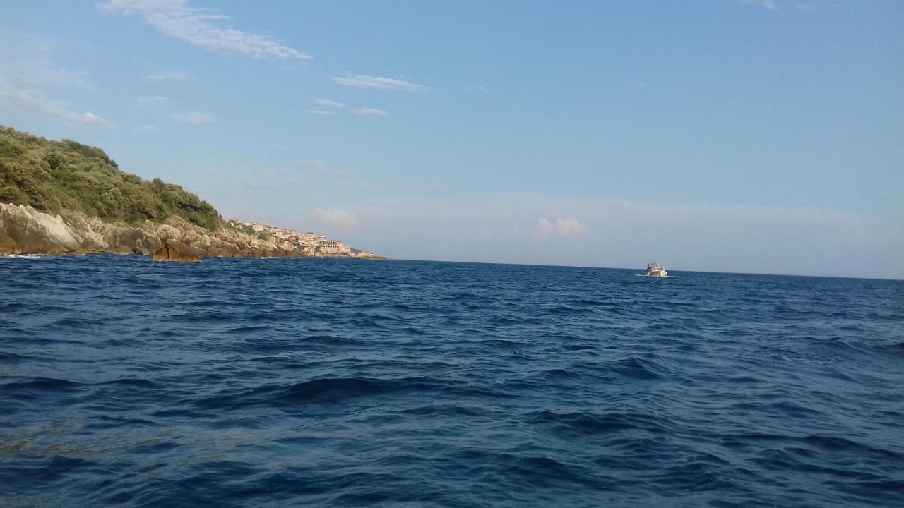 Apartment Vuk I Novak Ulcinj Esterno foto